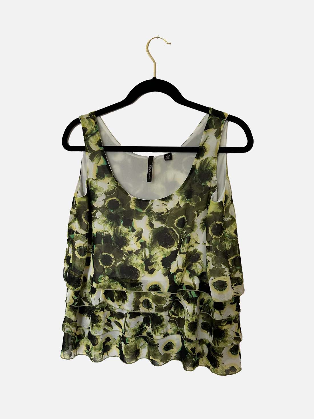 Scoop Neck Sleeveless Top